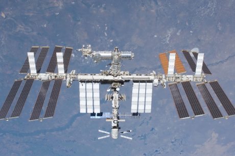 国際宇宙ステーション(©JAXA/NASA）