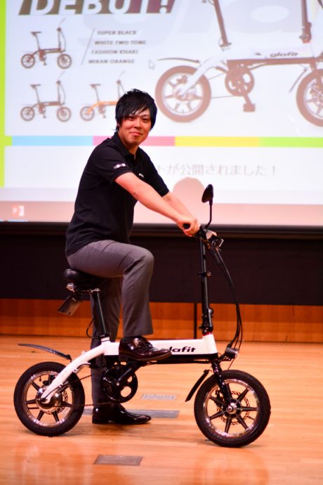 1億円達成に向けリターン追加、自転車＋電動バイク「Glafit」のmakuakeキャンペーン