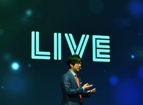 LINE LIVEが本体アプリに統合、インストリーム広告も展開へ