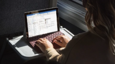 「Officeはいらないから安くして」Surface Go日本発売で落胆の声