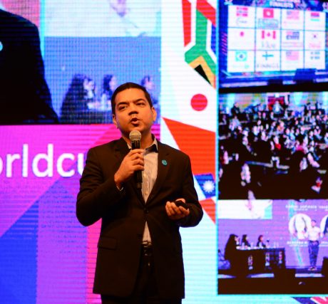 アニス・ウッザマン